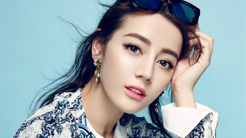 How Much Is Dilraba Dilmurat Net Worth? Know About Her Age, Height, Instagram.