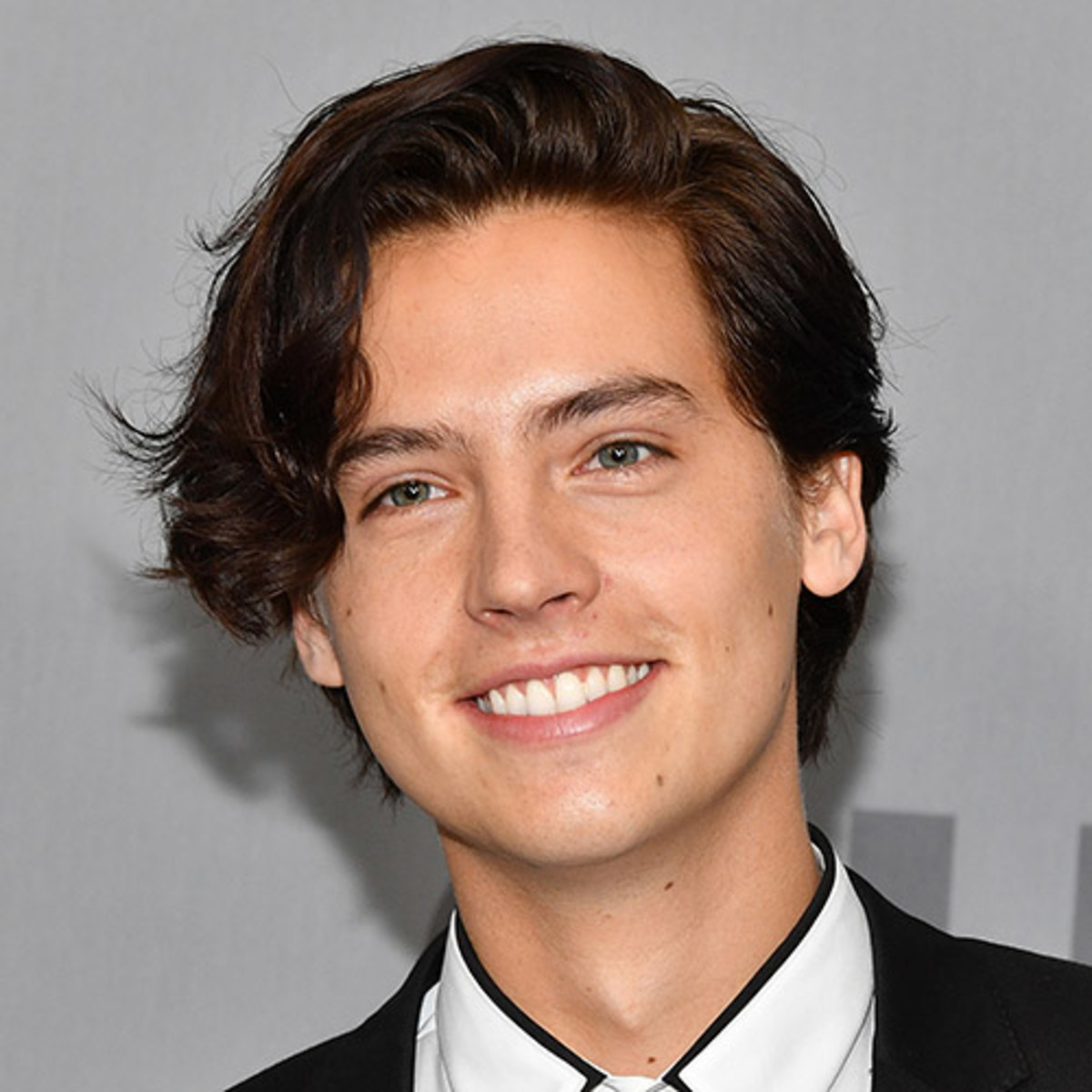 Cole Sprouse Dating Or Married Age Height Net Worth Parents.